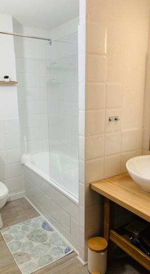Appartement Familial Station De Peyragudes Germ Eksteriør bilde